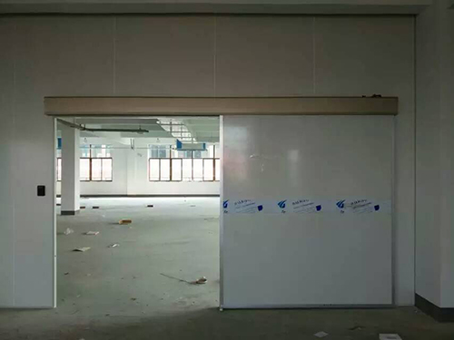 彩钢板电动移门